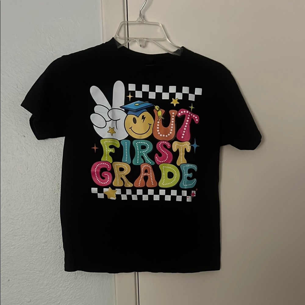 Peace out first grade Black Kids T-Shirt with Colorful Graphic
